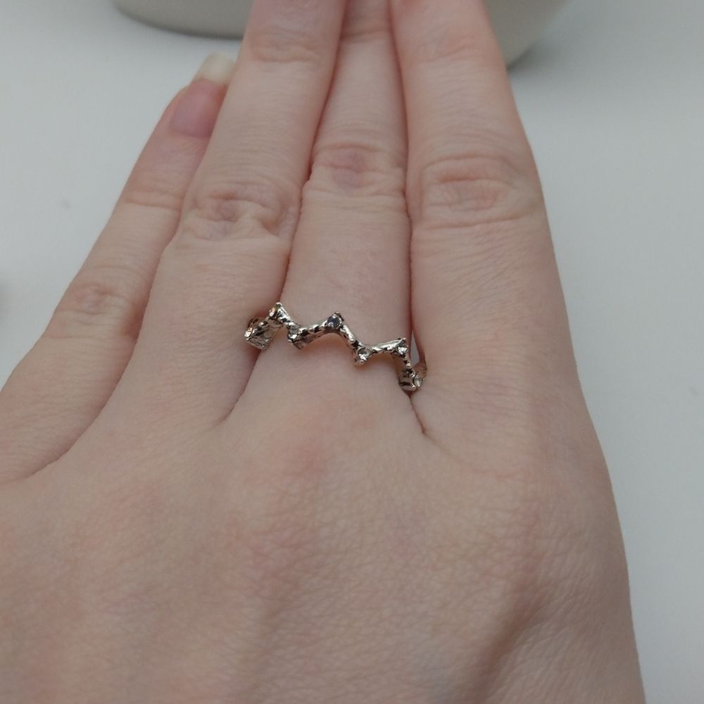Zig zag‎ crystal enhancer ring size 7